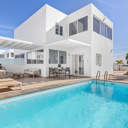 Villa Atlantica - Heated Pool In Playa Blanca エクステリア 写真