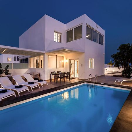 Villa Atlantica - Heated Pool In Playa Blanca エクステリア 写真