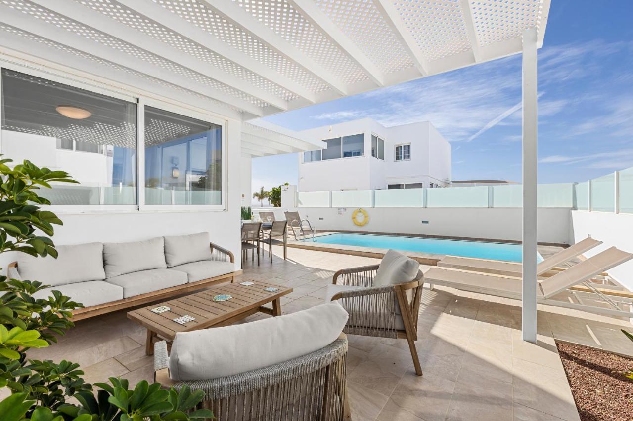 Villa Atlantica - Heated Pool In Playa Blanca エクステリア 写真