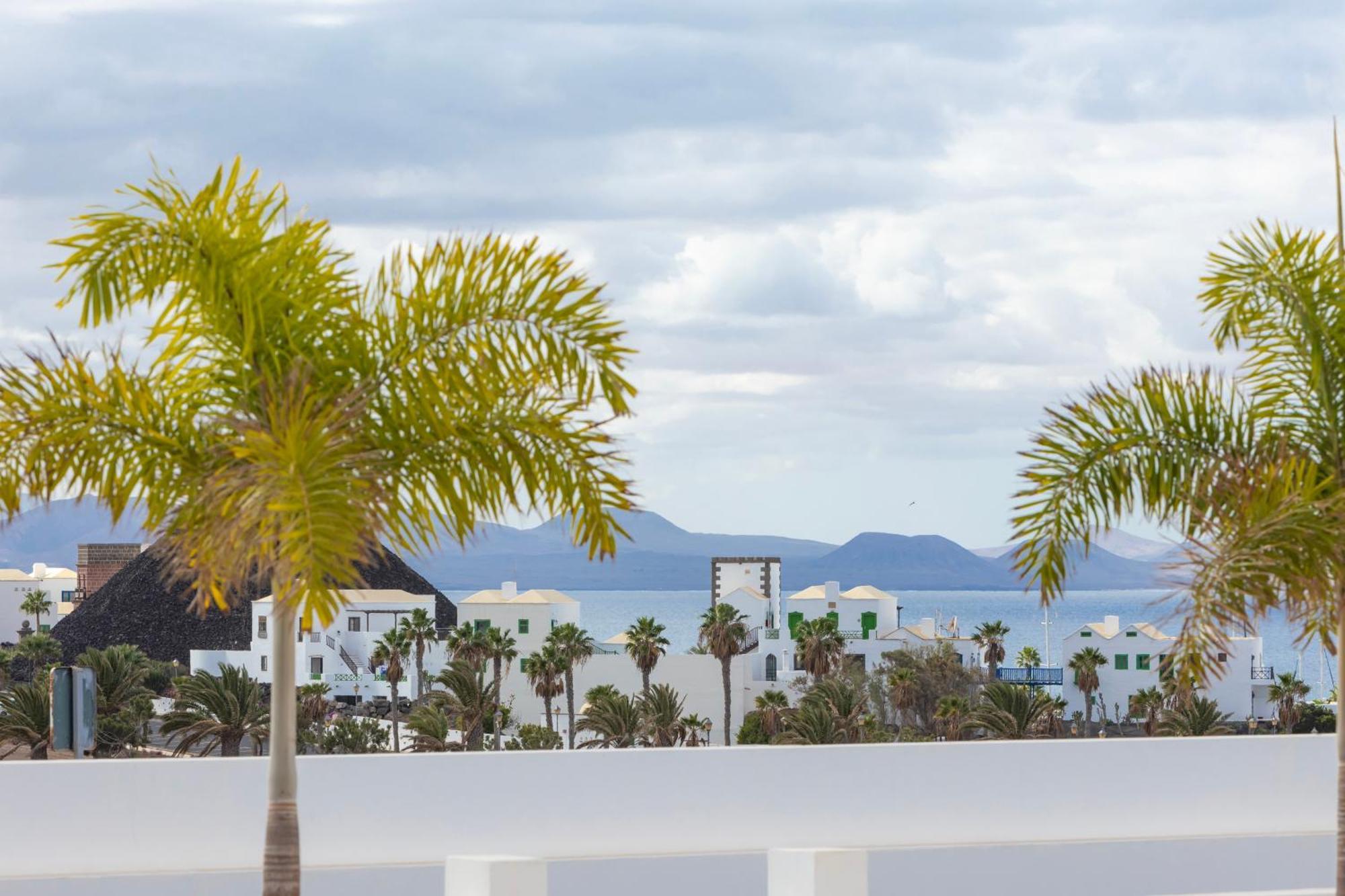 Villa Atlantica - Heated Pool In Playa Blanca エクステリア 写真