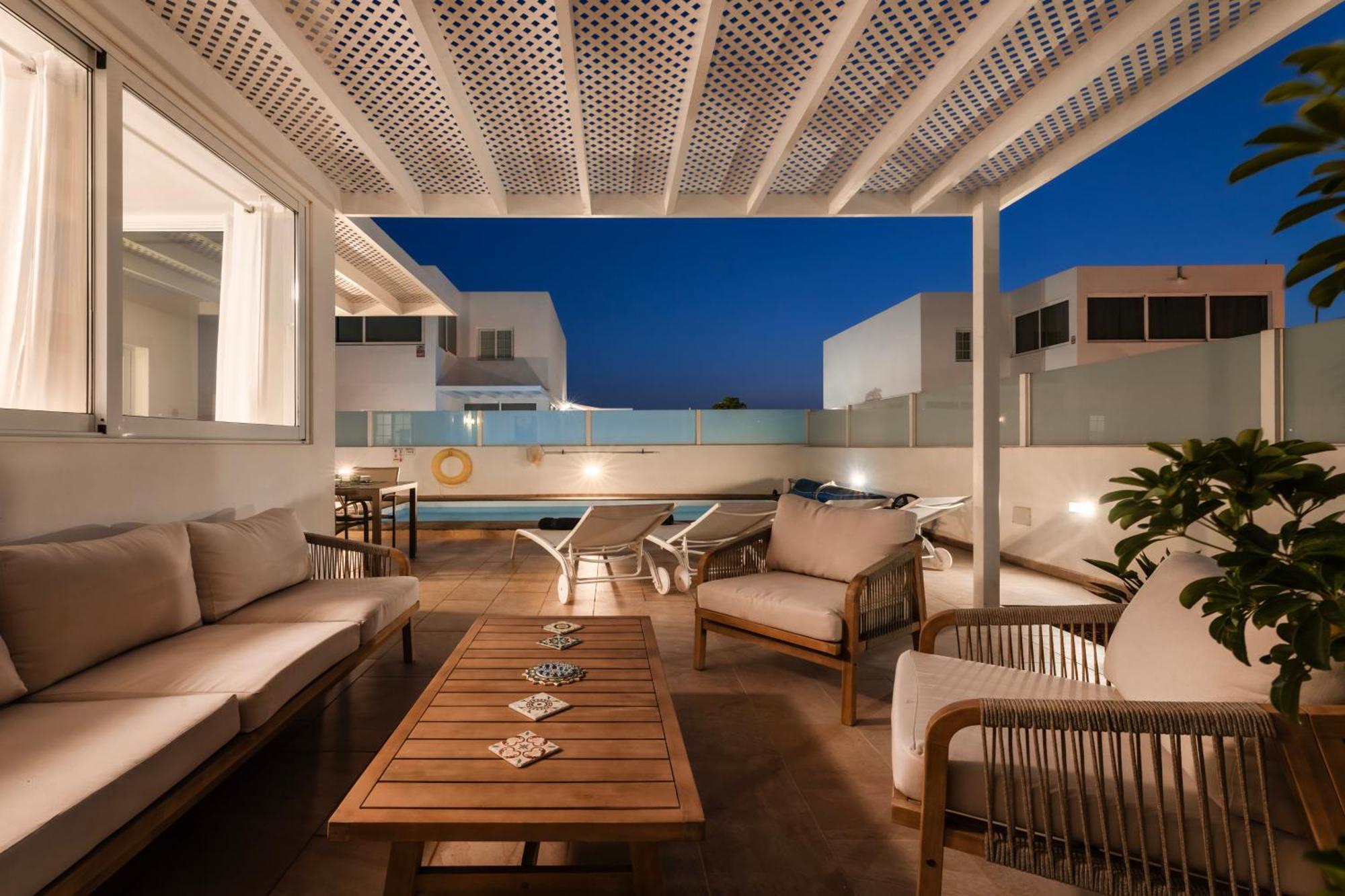 Villa Atlantica - Heated Pool In Playa Blanca エクステリア 写真
