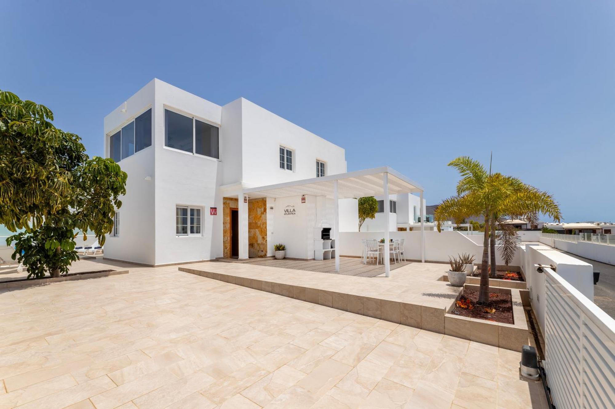Villa Atlantica - Heated Pool In Playa Blanca エクステリア 写真