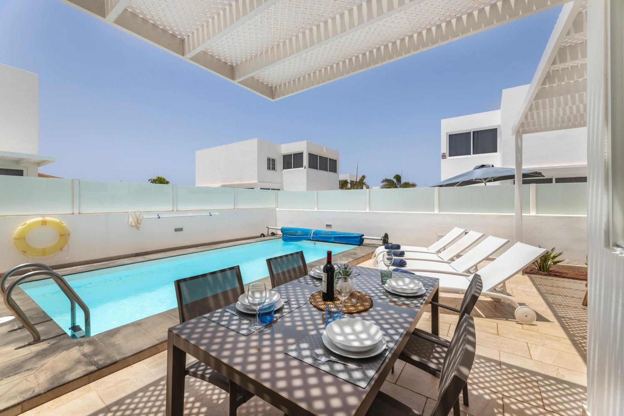 Villa Atlantica - Heated Pool In Playa Blanca エクステリア 写真